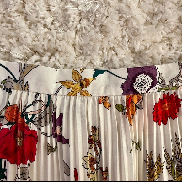 Skirt a la Gucci - Picture 12 of 14